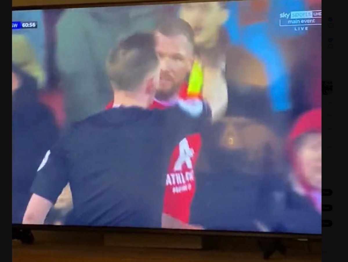 danielf57123073's tweet photo. @AllSportsView @TheCardDealer Booked in he 61st minute not the 62nd like opta showing aswell https://t.co/giZKb1hXKh