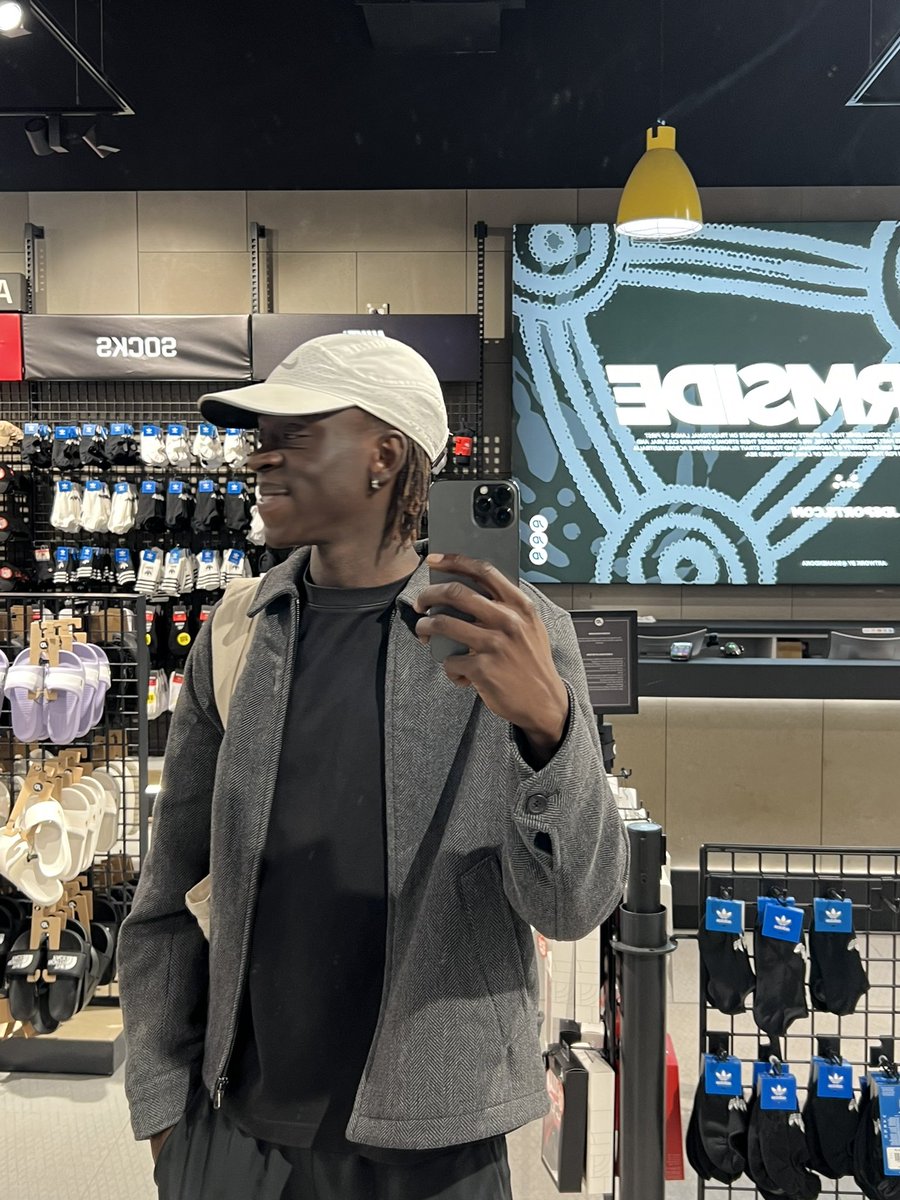 lemi laśu tweet media