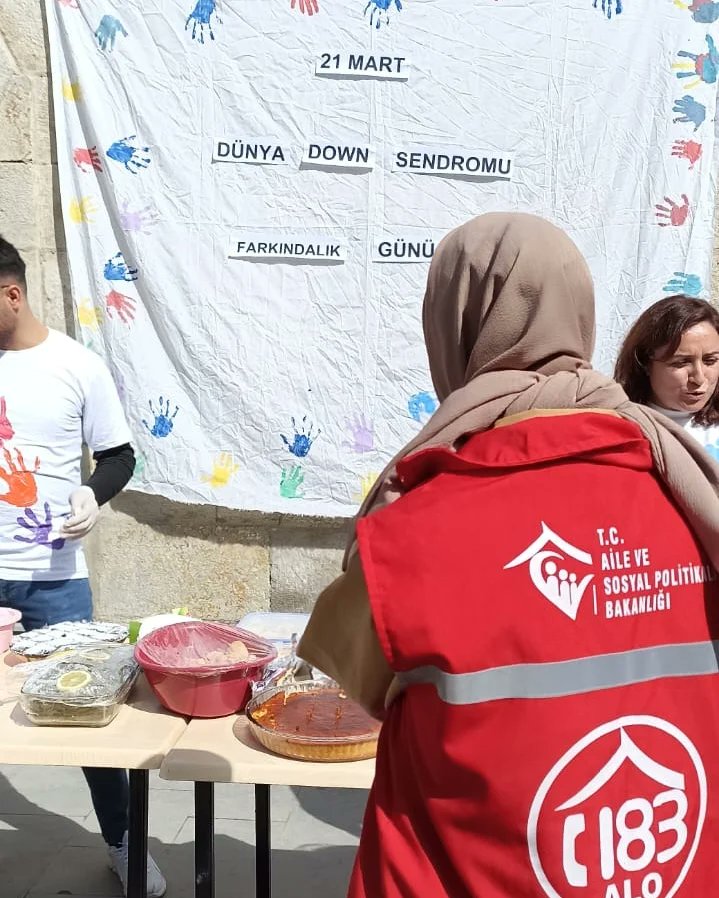 *Gerçek dostlar kromozom saymaz*