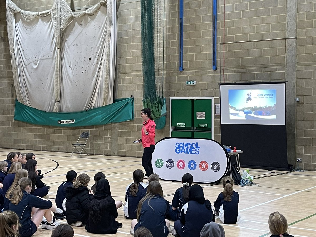 Day 2️⃣ of the <a href="/Herts_SGOs/">Herts School Games</a> Spring Term county events <a href="/WodsonPark/">💙⚽🏐🏀Wodson Park🏸🏓🎾💚</a> with the <a href="/ThisGirlCanUK/">This Girl Can</a> festival for Year 7 students, who are being supported by Year 10 mentors🤝🗣

They are taking part in teambuilding, wellbeing and physical activity sessions today🧩🏃‍♀️