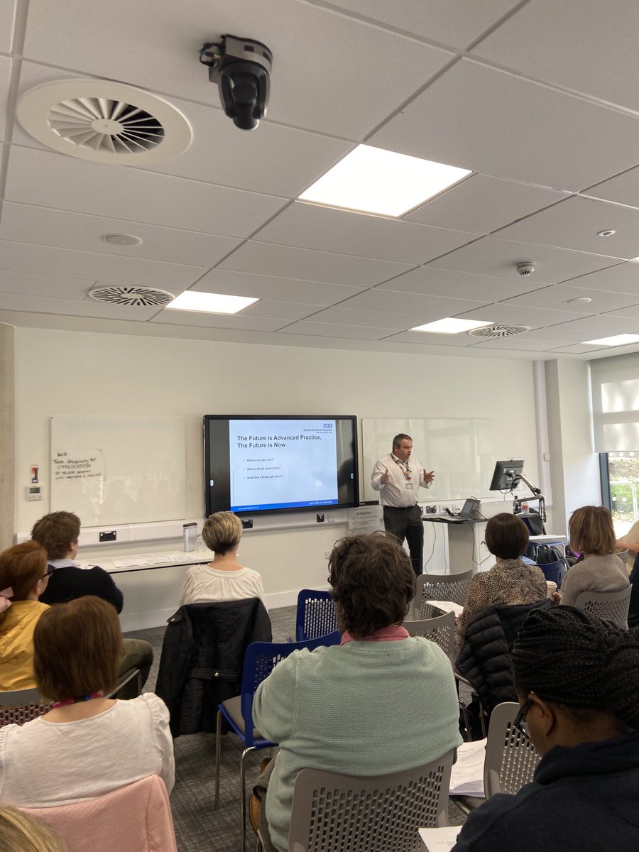 durrell_susie's tweet photo. Great to see Matt Holdaway CNO introducing Advancing Practice Summit today @gloshospitals @GHFT_Excellence @GlosAHPs @GlosHealthNHS @NHSHEE_SWest https://t.co/EVcTtAcnqB