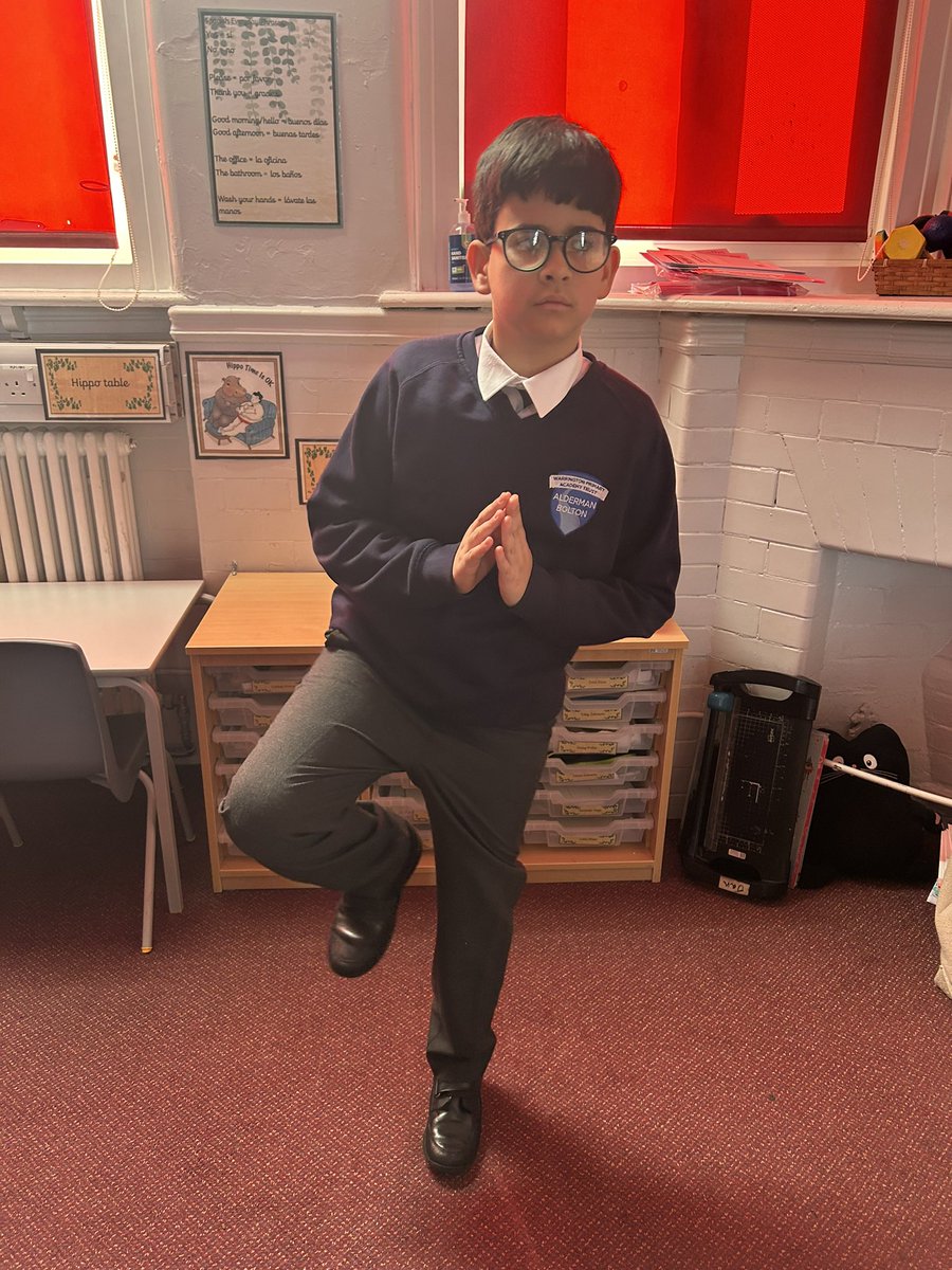 ABCPschool's tweet photo. #Class34H have enjoyed a yoga session in Spanish this morning #ABSpanish #ABPE https://t.co/Wv3fwmLChD