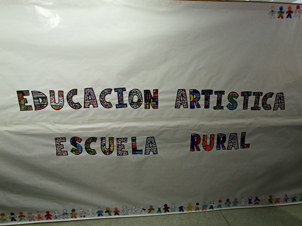 cra_nebrija's tweet photo. Disfrutando del IV Día de la Educación Artística con nuestros compañeros del @crasigloxxi  y @CEIP_Maximino 
#músicaenruta #miguelramalleira #díadelaeducaciónartística #escuelarural https://t.co/fpDQmr8yUG