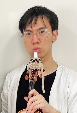 twosetcafe's tweet photo. delivery for @howdimessthisup 🎶❤️☕

*'april' by kanazu tomoyuki plays softly in the backround*

eddy's brought you cheese-flavoured popcorn with some yummy bubble tea. he has a book under his arm and look! there's a note attached from '?' ^-^

enjoy your stay! ❀\(^-^)/♡ https://t.co/lZB5s1LRXN