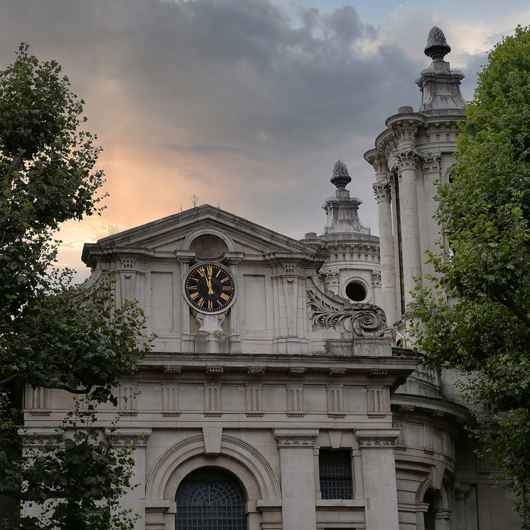 Our Thursday Lunchtime Concert Series is the perfect chance to re-energise during the day! 

Hear the Daphne Trio perform an eclectic programme of Brahms and Joan Timble this Thursday (1.05pm) – get your tickets: bit.ly/DaphneTrio