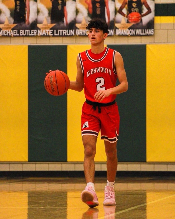CJ2KLeague's tweet photo. 🚨 #LOTTERYALERT 🚨
Rowan Carmichael just declared for the CJ2K 2023 Draft! The 5'10 Combo Guard (Avonworth '25) is one of the nastiest guards in the CJ2K. 2022 All-Star. Game Xtra smooth! From the PK Flash Fam & also can go on the soccer field. Welcome back our Players Union VP! https://t.co/bw3U8Qaj1y