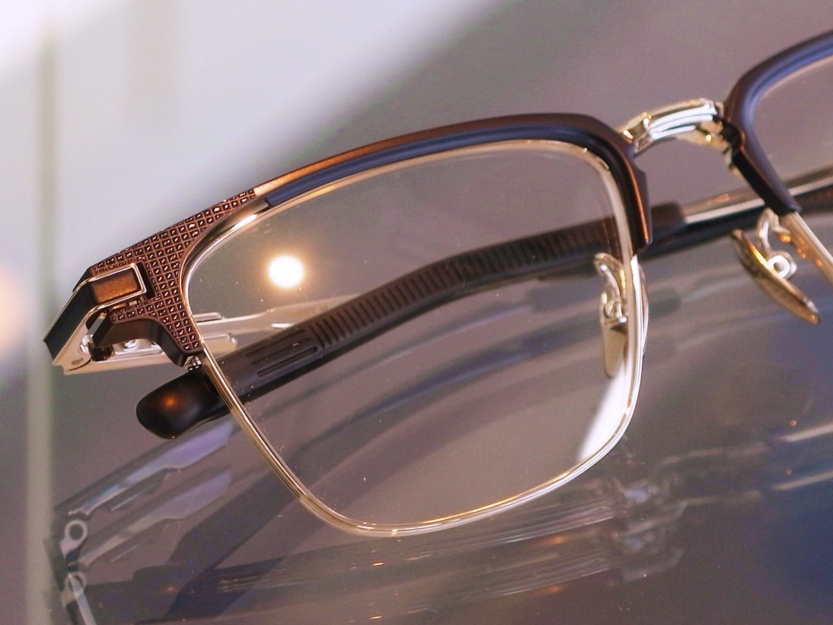 9999byhayashi's tweet photo. 【999.9 Review”HIGH-END S-02T H（S-01T H series）”】 
#フォーナインズ #眼鏡 #メガネ #新作 #ハイエンド #S01THシリーズ #S02TH #メタルサーモント
MORE INFO↓
https://t.co/qK0MatWI8z 
#山口県 #防府市 #ハヤシメガネ #フォーナインズ専門店 常時1000本以上在庫！
新作2022-2023モデル発売中！ https://t.co/MxqDCd66nv