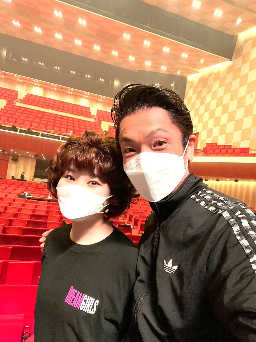 #ドリームガールズ
#吉井乃歌 さん
#岡田浩暉 さん
グッバイガールを観てたので、今回の共演は嬉しかったです。
こんなに大きくなってと親戚のおばちゃんモードです。

グッバイガールはクリエぐらいのサイズでまた観たいなあ。 