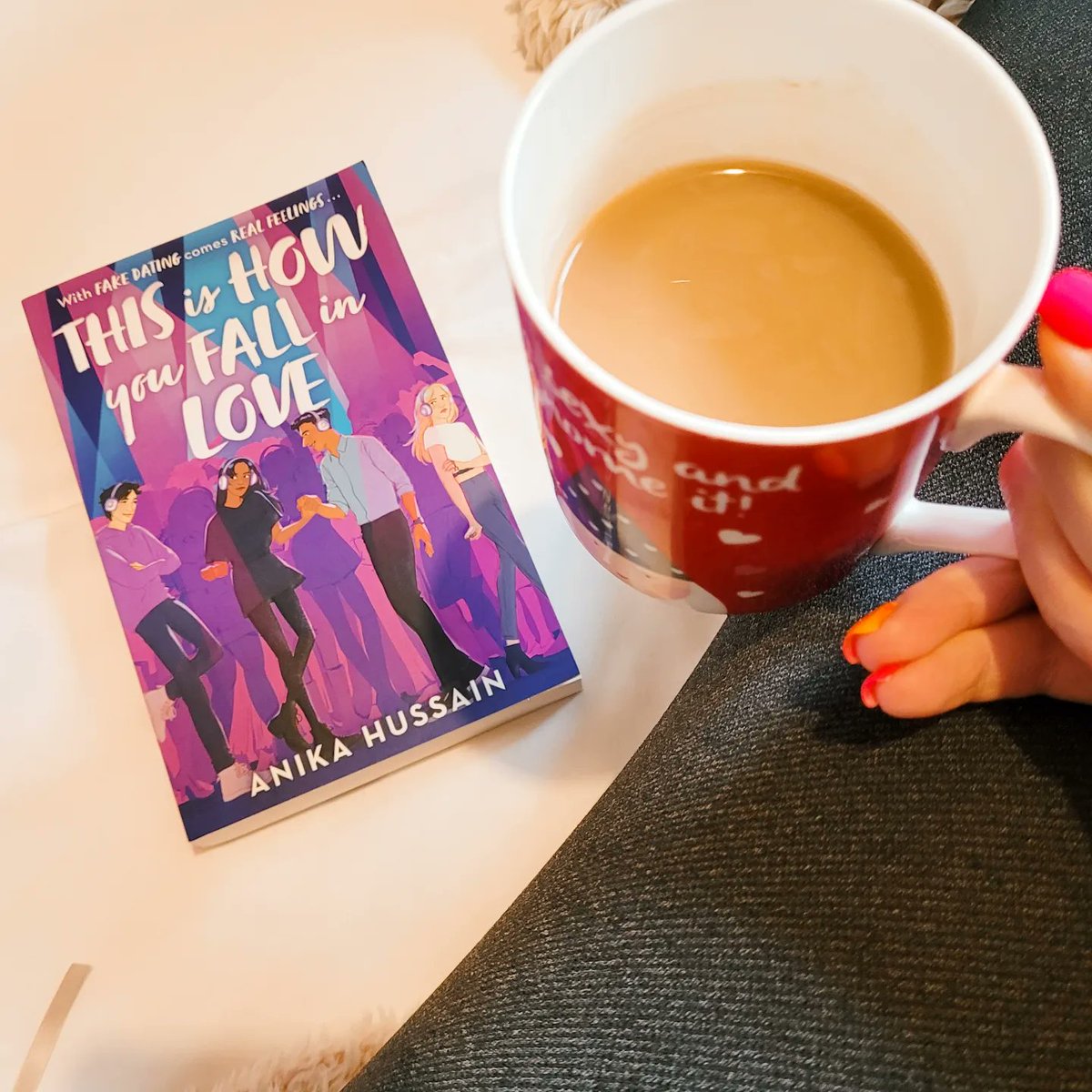 BookmadB's tweet photo. A new #BookReview is up for
This is How You Fall in Love by Anika Hussain
A YA romance I loved 😍
https://t.co/paokALgkEw
#ThisIsHowYouFallInLove @HotKeyBooks https://t.co/K8mnfwcKfc