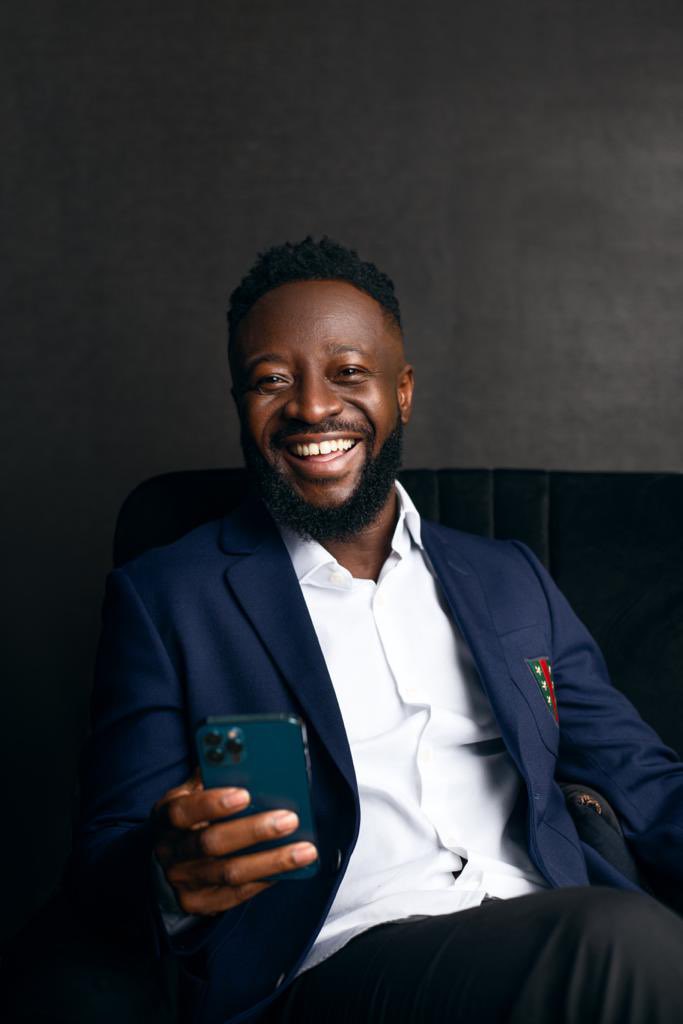 JosephAidooJr's tweet photo. Smile, sometimes that's all you can give the world and that's okay. 
#josephaidoojr https://t.co/EDRyZY5LY8