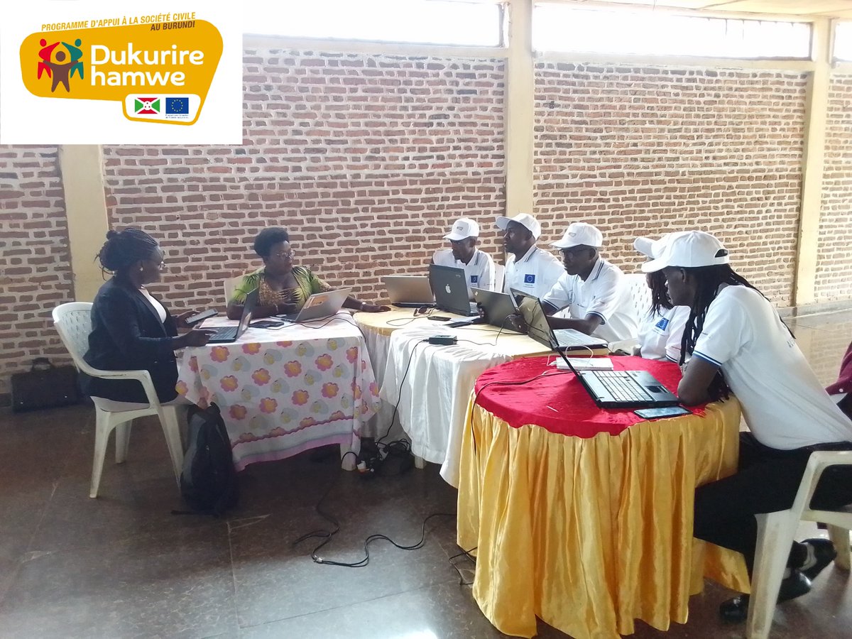 DukurireHamwe's tweet photo. 3/3 Les #OSC #Burundi -aise des six groupes sectoriels présentes ont exprimé le besoins d’être renforcées en matière d’utilisation des outils de gestion administrative, financière, comptable et opérationnelle. @UE @UEauBurundi @CAREBurundi @AABurundi @MininterInfosBi @REJABDI https://t.co/Bxdav7XJnv