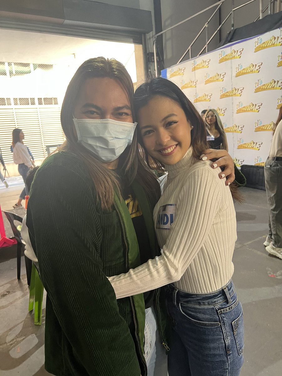 reinjesol's tweet photo. My @iamandiabaya !!! Miss you 💗 https://t.co/bjRLTWouEc