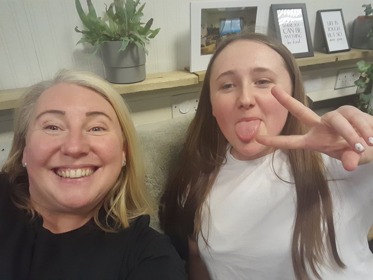 SFADRoutesYP's tweet photo. Great night at our #Routesgroup in our base, playing pool, pizza and lots of fantastic ideas for our upcoming groups, activities and events #codeveloping #beingheard #formingfriendships #supports https://t.co/MUgZfbkTSW