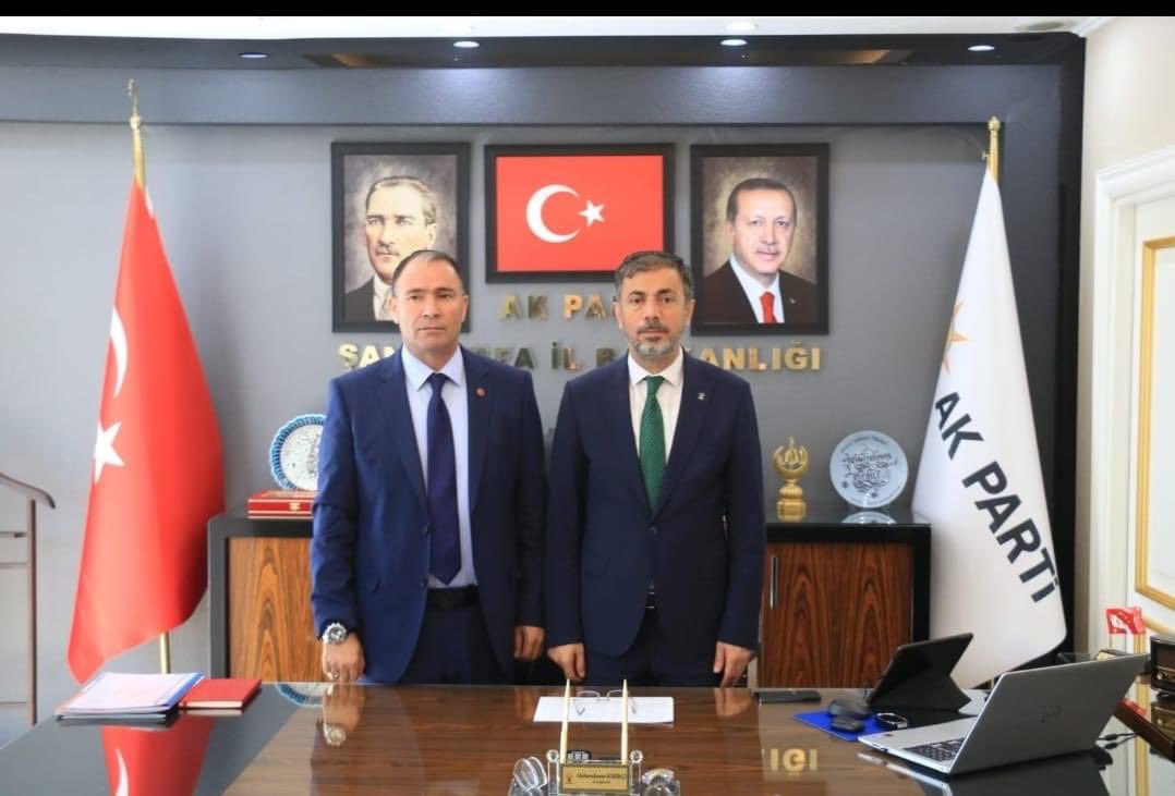 AKadirTurgut's tweet photo. İl başkanımız @abdkirikci Haliliye ilçe Bşk. Vkl. İbrahim bağmancı ve Haliliye kadın kolları Bşk. @gulistansatis’ı  ziyaret edip istişarelerde bulunduk alakalarından dolayı tek tek teşekkür ederim hep birlikte daha güçlü olacağız. #sanliurfa https://t.co/GI9khf2xrg