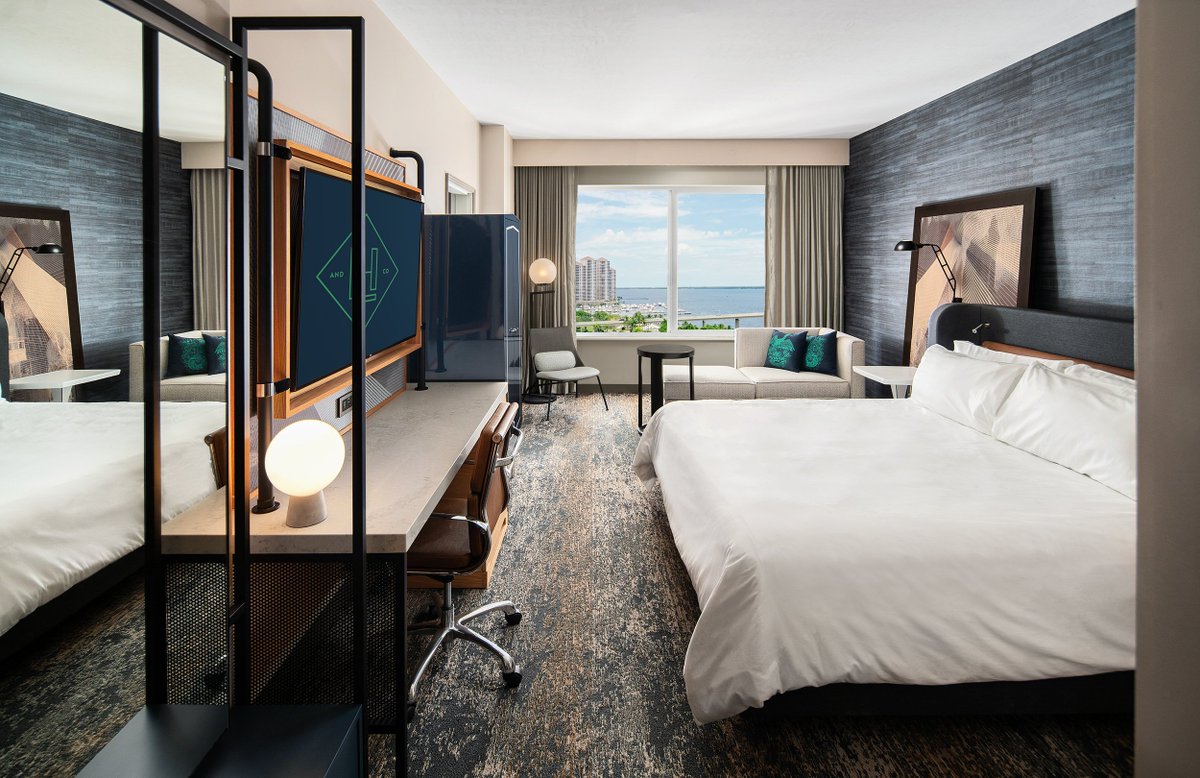 Just stayed at the #OpenWeHotel and had an amazing experience! The rooms were clean and modern, and the staff was incredibly friendly and helpful. The location is also perfect for exploring the city. Highly recommend!