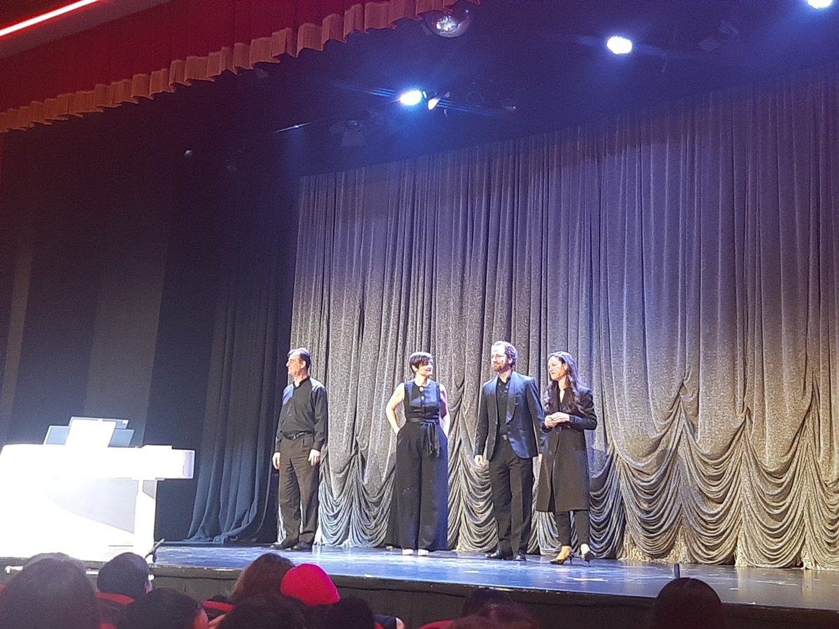 csaamparod's tweet photo. Espectacular representación de ópera y zarzuela, a la que nuestros alumnos de 3° y 4° han asistido. Impresionante ocasión para conocer estos géneros https://t.co/ljzFfjmzFG