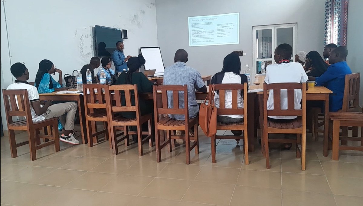 job_nganadako's tweet photo. Le projet “Building Resilience of Refugees, IDPs, and Host Communities through Improved Access to Health, Education, and Income-Generating Activities” mieux expliqué aux enquêteurs pour une meilleure étude de base auprès des communautés cibles
#CBCHS
#CBM 
#BMZ
#inclusion https://t.co/siXVza7Wpp