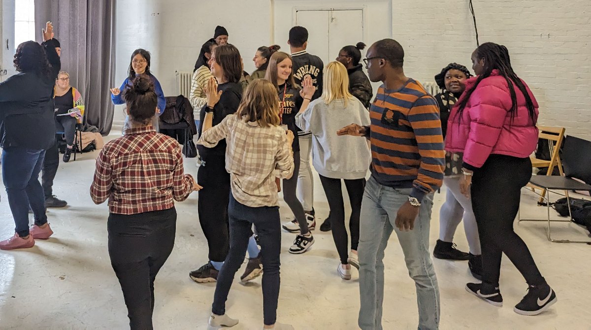 LewishamCollege's tweet photo. Our #YEFE learners took part in a theatre workshop 🎭 delivered by @GoldsmithsUoL and @TalawaTheatreCo  in preparation for their next steps. Read more here https://t.co/xgRdwe6YNi
#unlockyourpotential #skillsdevelopment #theatreworkshop https://t.co/1IXrConGG2