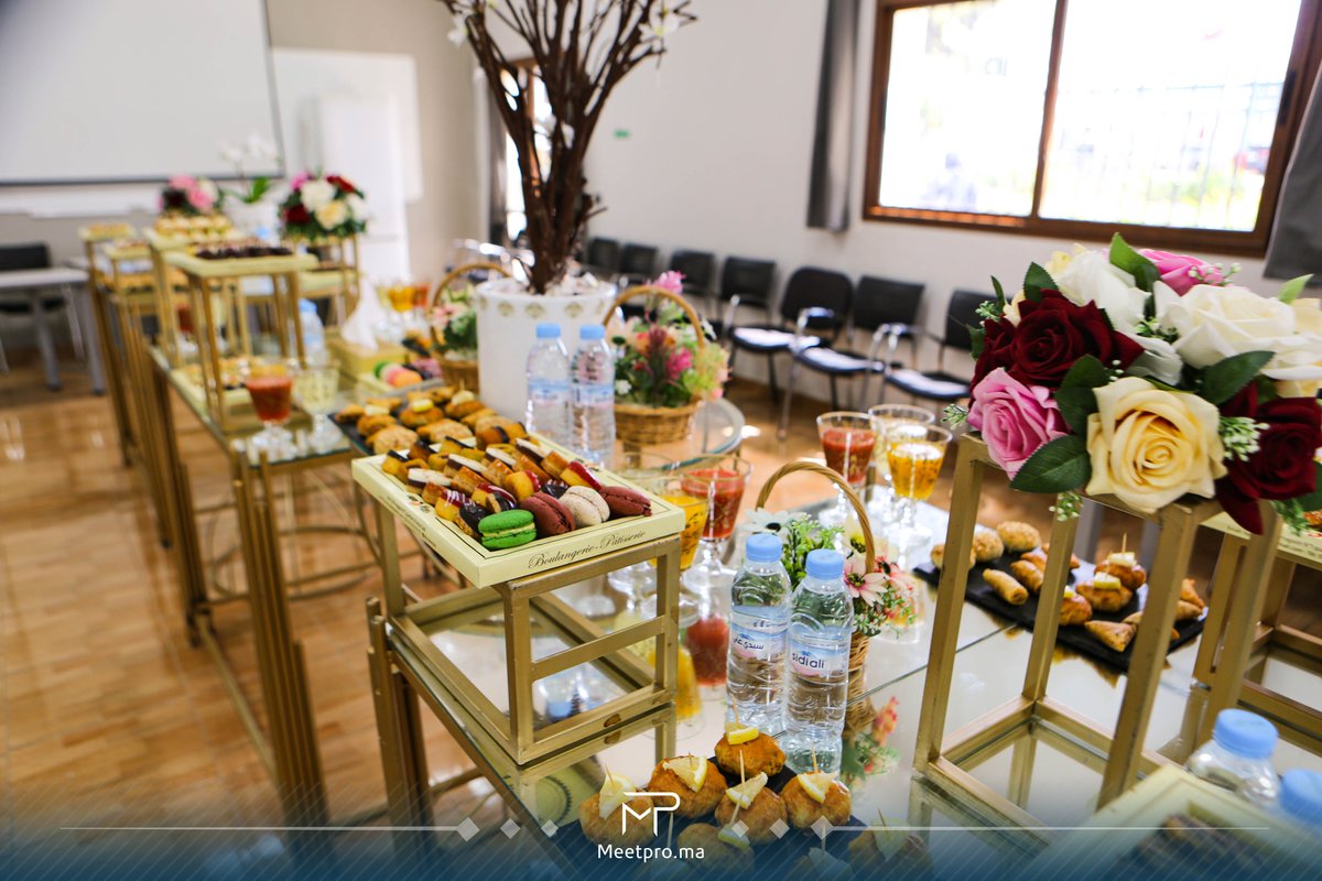 Meetpro_ma's tweet photo. 🎉🍽️ Découvrez notre service de buffet exceptionnel! 🍽️🎉
Savourez l'expérience ultime de la gastronomie avec notre buffet irrésistible, spécialement conçu pour épater vos papilles. 😋
Réservez dès maintenant ! 📞
#Buffet #BuffetDeRêve #ÉvénementParfait #traiteur https://t.co/HaOfkNSb7I