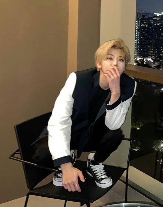 𝙮𝙤𝙪𝙧 𝙛𝙖𝙩𝙝𝙚𝙧 tweet media