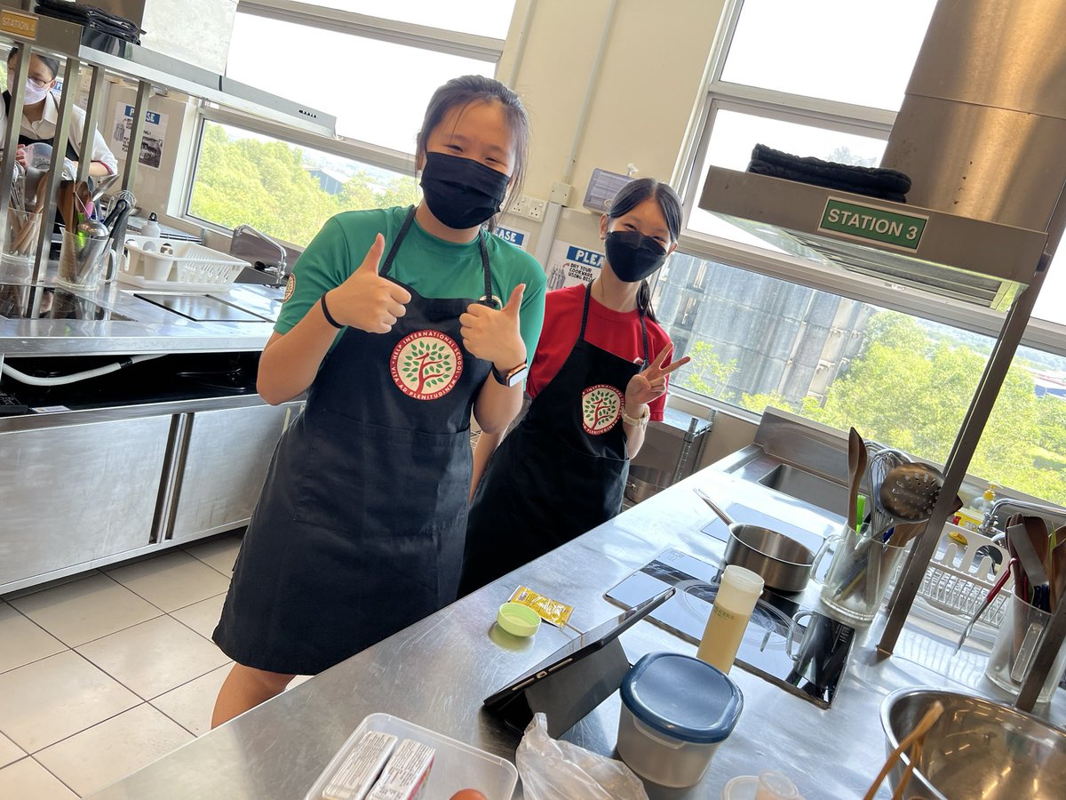 Year 10 students engaged in an exciting project, delving into the activity of yeast through the art of bread making. This hands-on learning experience has resulted in the acquisition of a multitude of valuable skills, all gained through the course of a single lesson.