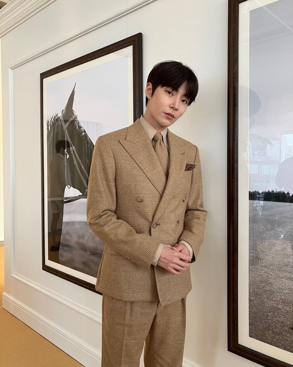 breadinyoup19's tweet photo. Hwanginyoup IG Update | 3-22-23
Our Groom 🤵‍♂️🤍. Thank you for your update today overflowing charisma🤩

#Repost @hi_high_hiy with @let.repost 
• • • • • •
#광고 @RalphLauren
#RLSP23 #RLCaliforniaDreaming #RLPurpleLabel #RLCollection https://t.co/UI5WBg262c