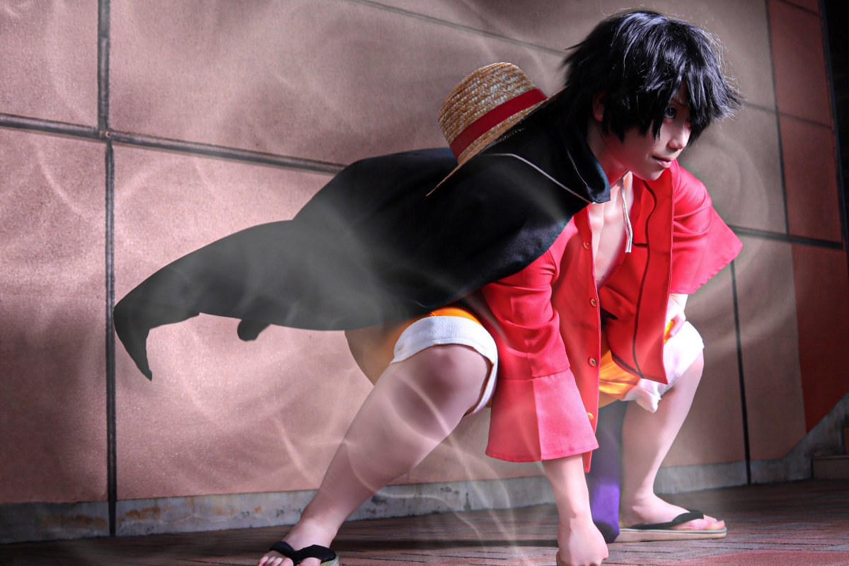 【Cosplay : コスプレ】 ━━━━━━━━━━━━ ONE PIECE Monkey D. Luffy ━━━━━━━━━━━━ 📷*虹とりさん(@BWblueberry11 ) 協力*はなももさん(@hanamomo1102 ) 👒&レタッチ*黒市