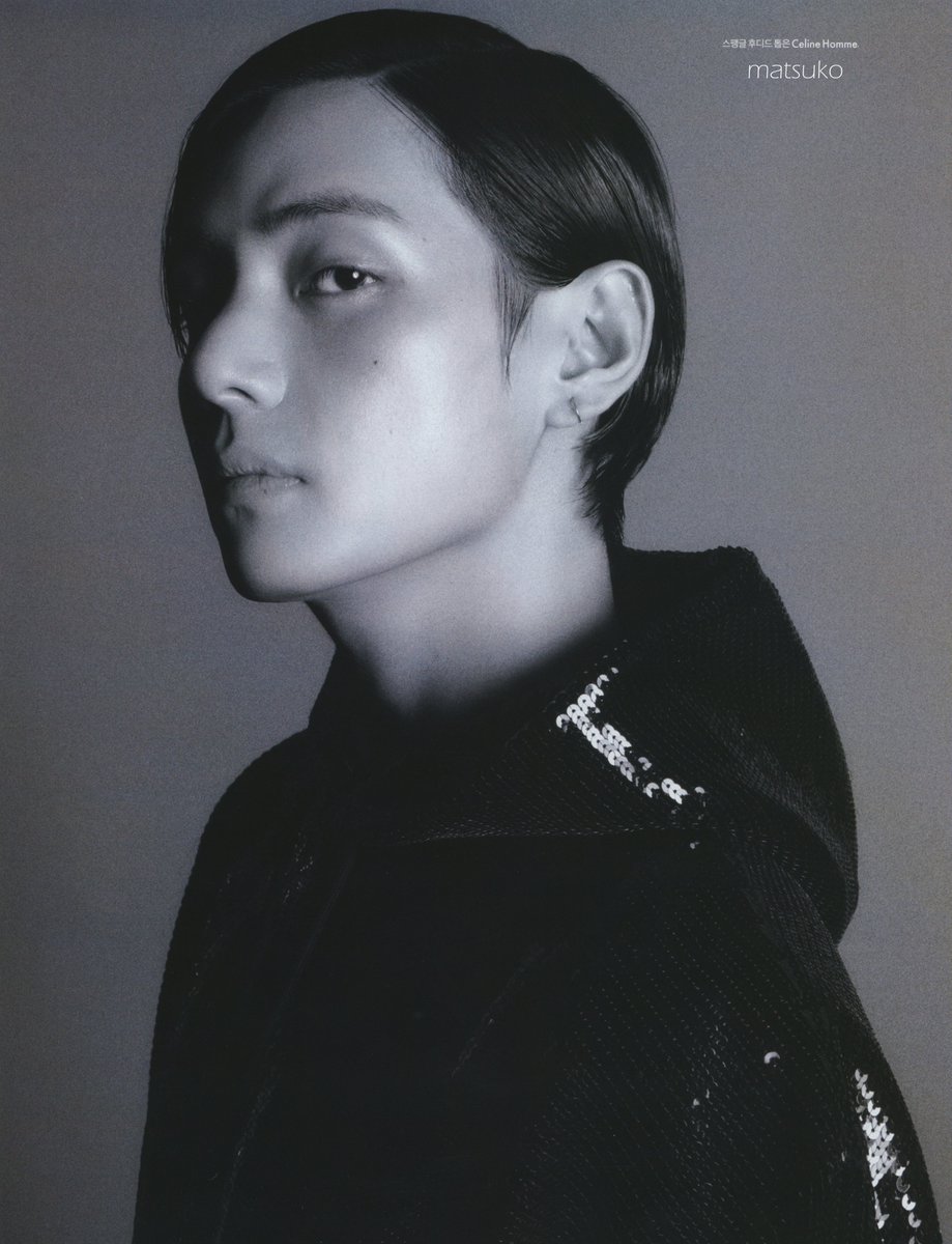 taetae_Pteryong's tweet photo. [SCAN] ELLE Korea 4월호 #태형 스캔본 타래 (10)

보정 가능, 퍼갈 경우 출처만 표기해주세영 
(스캔 속도가 느려서 천천히 올라갈 예정)

#BTSV #방탄소년단뷔 #김태형 #TAEHYUNG #V #TAEHYUNGxELLE #CelineBoyV
#마츠코스캔 https://t.co/jr2vTBB5Ov