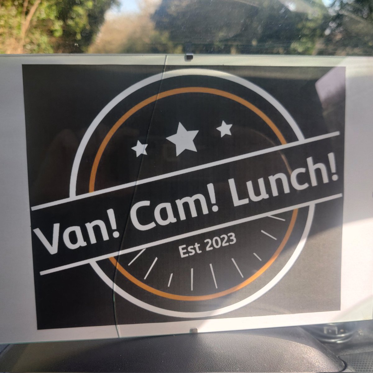 vancamlunch's tweet photo. Noooo! The cheap clip frame sign is cracked! Is this like breaking a mirror? #7yearsbadluck https://t.co/njI33oiwkl