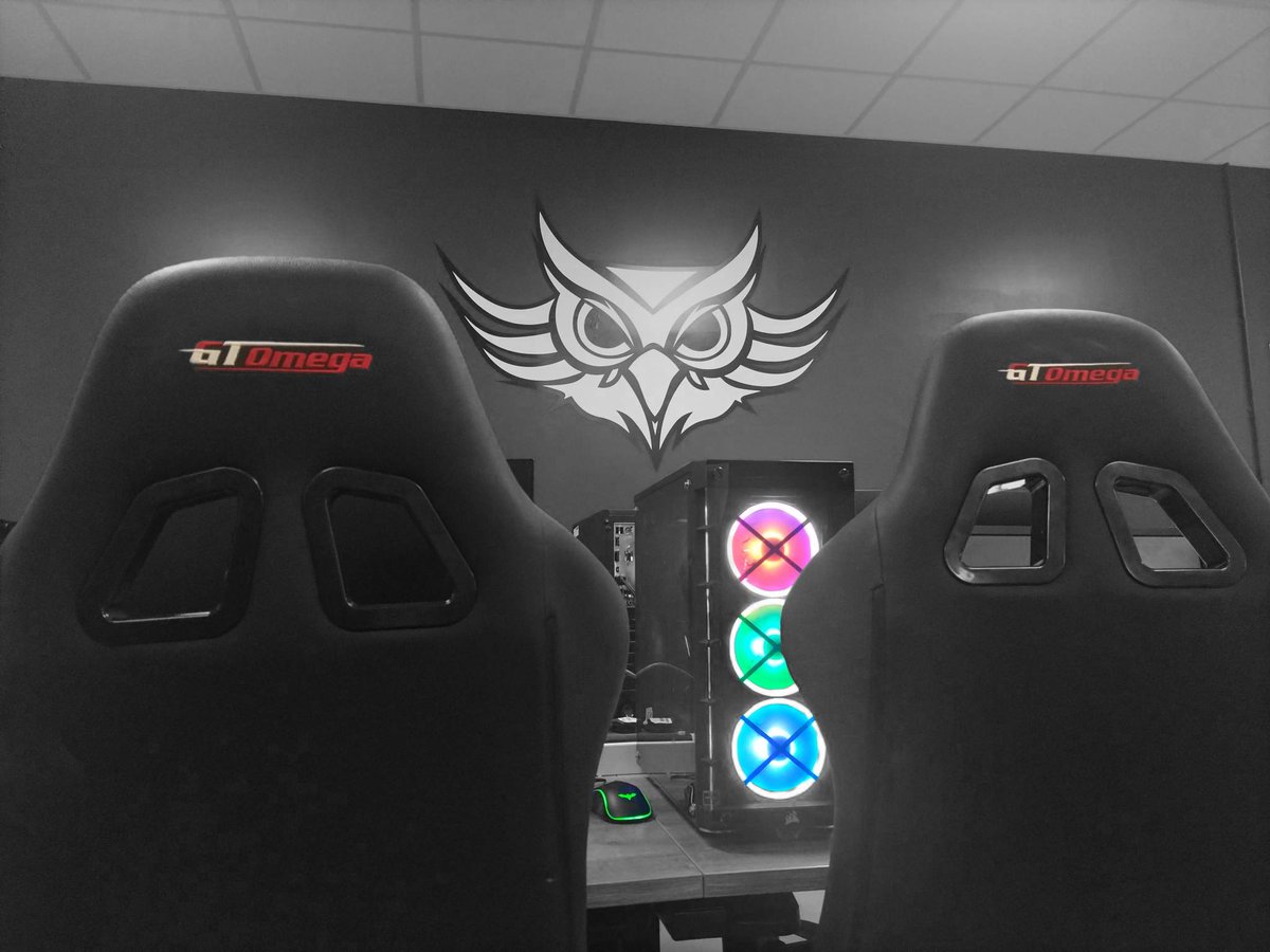 gcs_owls's tweet photo. 𝗣𝗢𝗪𝗘𝗥𝗜𝗡𝗚 𝗢𝗡...

It's Wednesday, it's @British_Esports matchday!

Getting things set up for our games later...
1) @GTOmegaRacing Chairs✅
2) PC's✅
3) Keyboards and Mice✅ https://t.co/4R2MAzavvN
