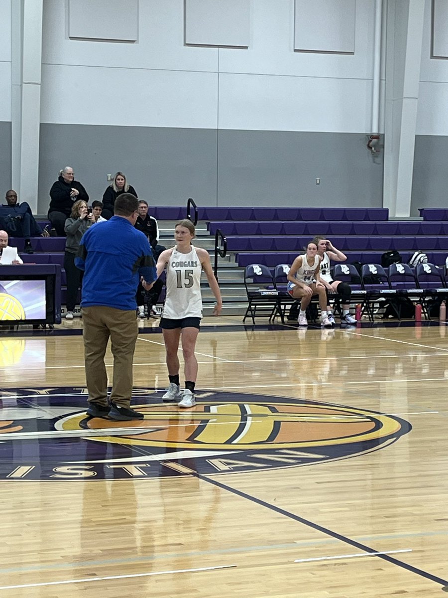 EdgeGirlsBBall's tweet photo. Nice job @ryliehoman and all of the District All-Stars!  Lots of talent on the floor tonight! https://t.co/VX4ZiDTsZk