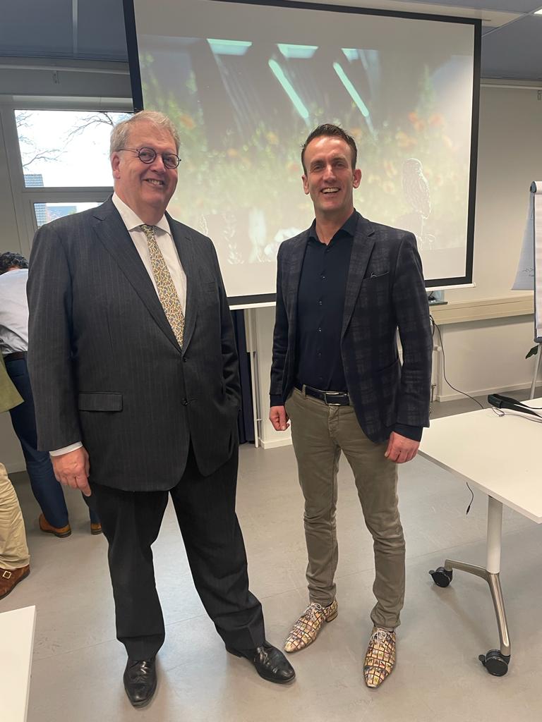 Goede gesprekken met voorzitter <a href="/LTONoord/">LTO Noord</a> @DirkBruins  en <a href="/De_FPG/">FPG</a> bestuurders en medewerkers over versterking van onze rol als belangenbehartiger. Leden staan altijd centraal. Zij zijn lid voor het netwerk, de kennis die ze opdoen en de belangenbehartiging. #samenwerking