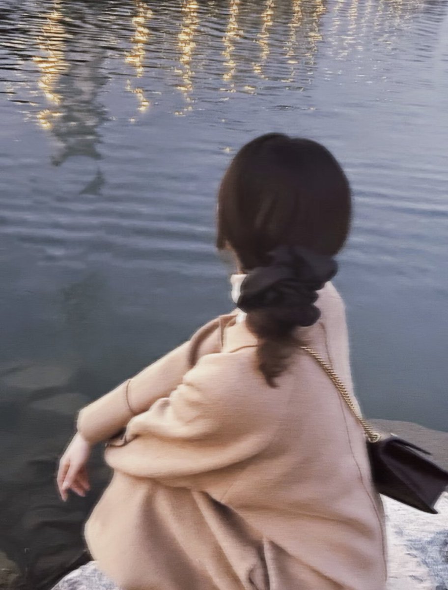 tllj9's tweet photo. 一个在路上水边散步看风景秀丽江山美人傍晚一个的你陪 #安徽 #宿州  #滁州 #六安 #巢湖 #巢湖 #阜阳 #安庆 #户外 #美女 #同城 #交友 https://t.co/6299xrVV9H