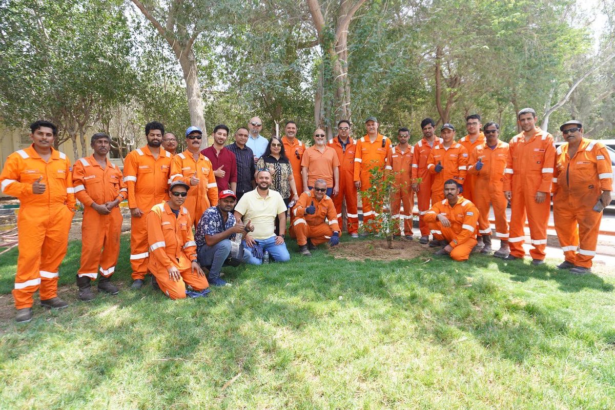 AMPS_official's tweet photo. In line with our constant efforts to preserve the environment and provide a safe and clean atmosphere, the desert clean-up and tree-planting campaigns were organized at our Bu Hasa camp in the UAE—a big thanks to all the participants. https://t.co/iyHyC5akAN