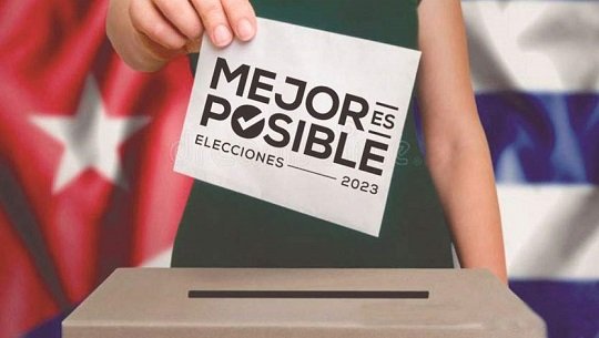 Me preguntas, ¿Por qué votas? 📮 respondo sin dilación, yo voto x convicción pq es deber de patriotas. Por el Himno q en sus notas incita a romper 🔗🔗 x la sangre q en mis venas hace evocar a Mariana x el día de Santa Ana, x Cuba, q tú si suenas. #MejorEsPosible 🇨🇺 @DiazCanelB