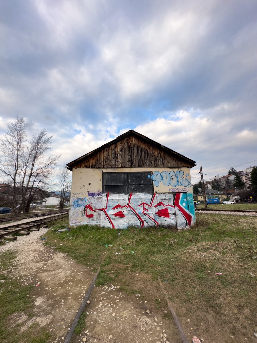 WeedAdd's tweet image. Old abandoned railway workshop #railway #garage #station #train #railways #railstation #trainstation #photography #graffiti #art #building #architecture #workshop