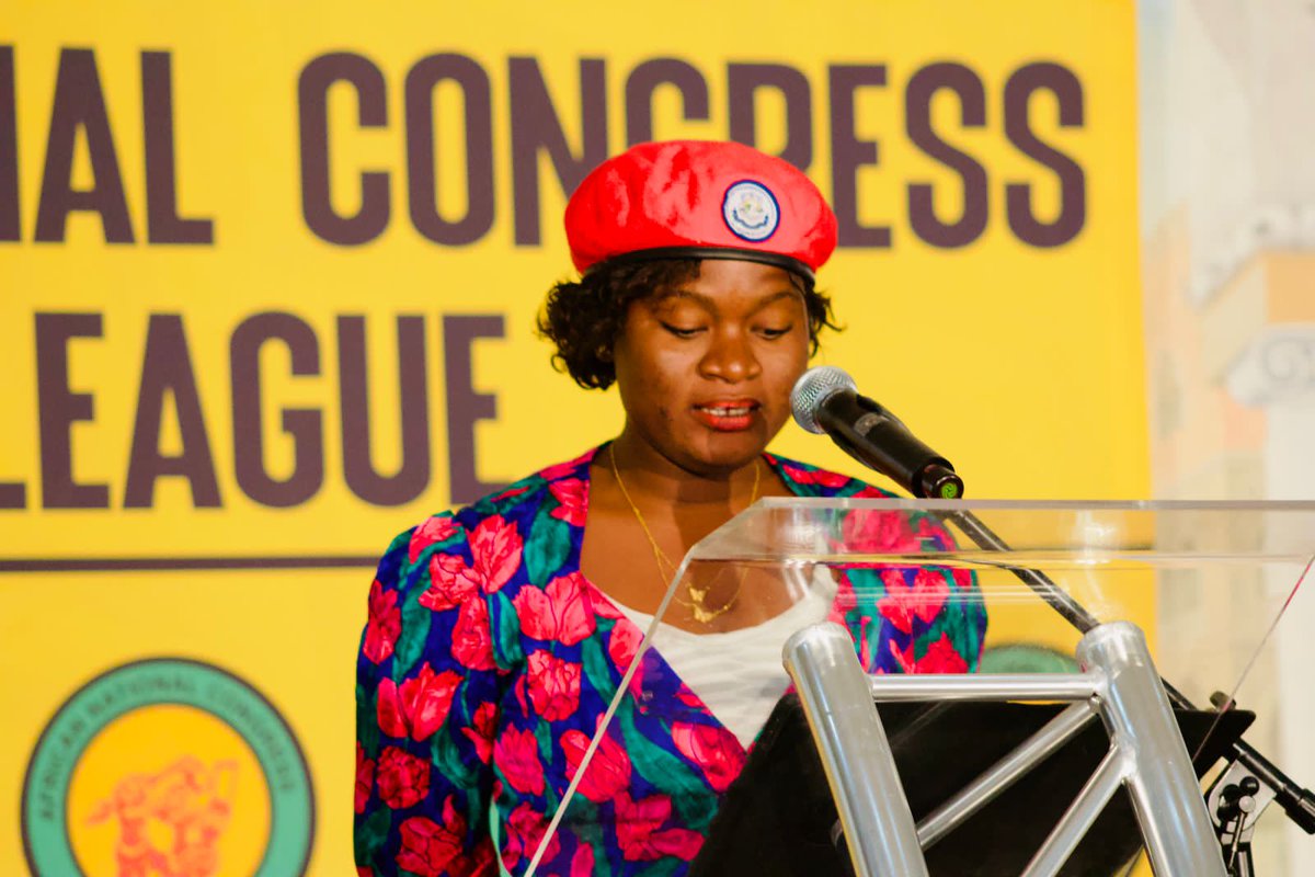 rsaembliberia's tweet photo. Bilateral party-to-party relations. #Liberia's delegate of the CDC Revolutionary  Youth League, Ms Jemiama Dassen, addressing #SouthAfrica ANC Youth League's 2nd Political School in Johannesburg. Glad Ms Jemiama traversed from West, East to South Africa to this event! https://t.co/p4DRcVtwF2