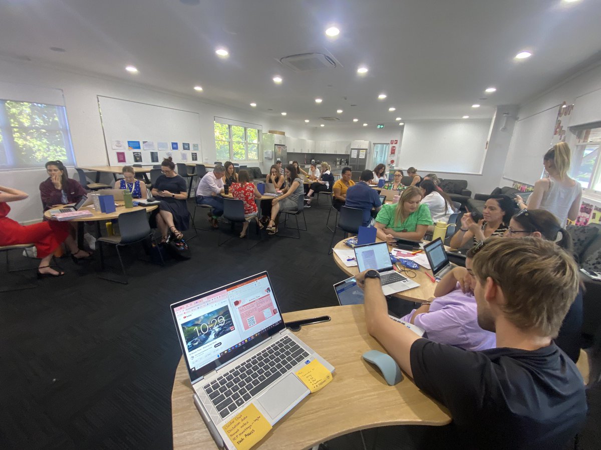 mglanville95's tweet photo. Today we further explored and reflected on our own pedagogy as inquiry educators. We explored a @ThingLink with a variety of resources about the ‘Inquiry Teacher’ from @kjinquiry & @trev_mackenzie. We collated key points using interactive @canva whiteboard. #TRUEinquiry #PLC ✨💭 https://t.co/4VbrPoqRJo