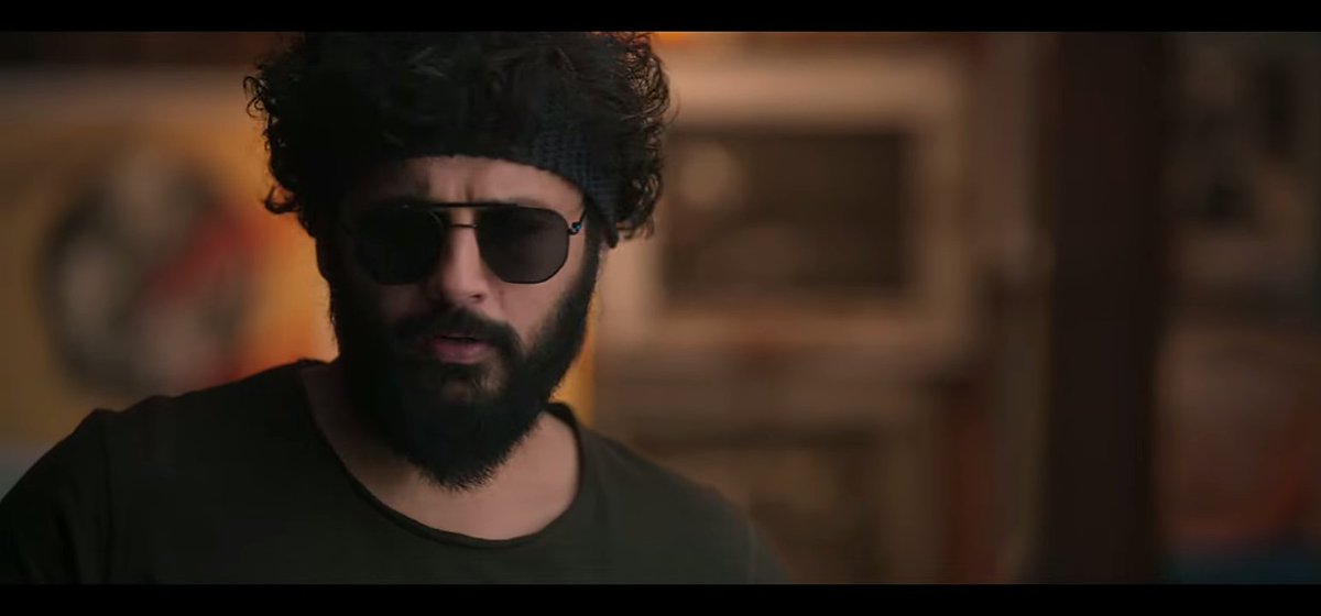 ManuTweetsX's tweet photo. #VNRTrio #Nithiin33 IDHI Vere 🔥

I'M AWARE 
THAT 
I'M RARE 😎
@actor_nithiin @iamRashmika @VenkyKudumula @gvprakash @MythriOfficial https://t.co/Tg0bQBmz6R