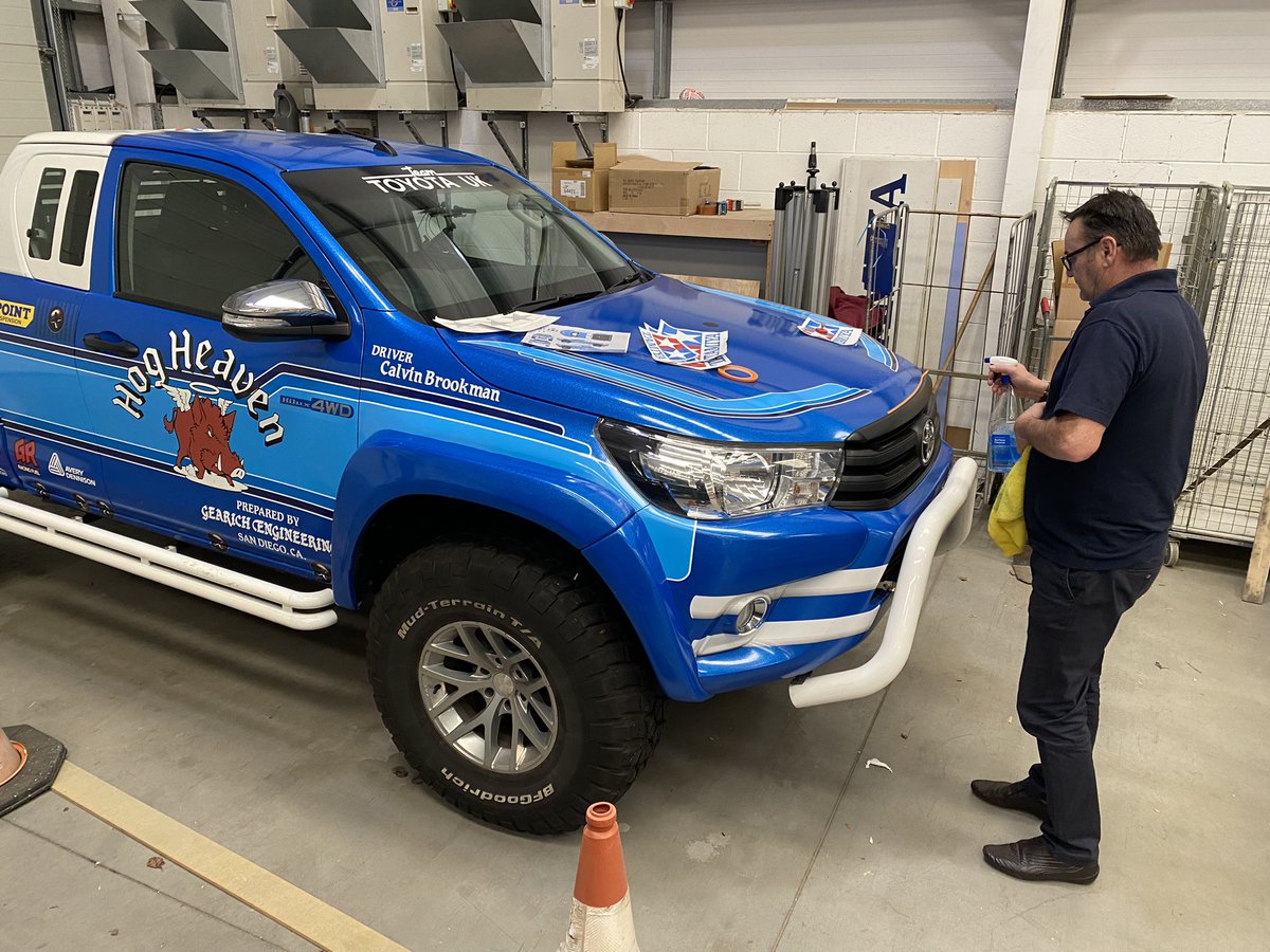 TamiyaUK's tweet photo. Huge thanks to Mark @FunkeeFish for giving the @ToyotaUK @arctictrucks a little @AveryDennison Tamiya makeover
#tamiya #funkeefish #averydennison #toyotauk #bruiser #ontour https://t.co/bp1jd2MNpN
