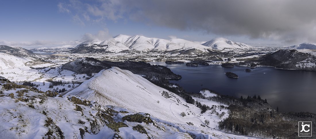 Winter in the English Lake District. One of those wow mornings for the town of Keswick <a href="/keswickbootco/">Keswick boot co</a> <a href="/CumbriaWeather/">ᴄᴜᴍʙʀɪᴀ ᴡᴇᴀᴛʜᴇʀ</a> #lakedistrict #keswick