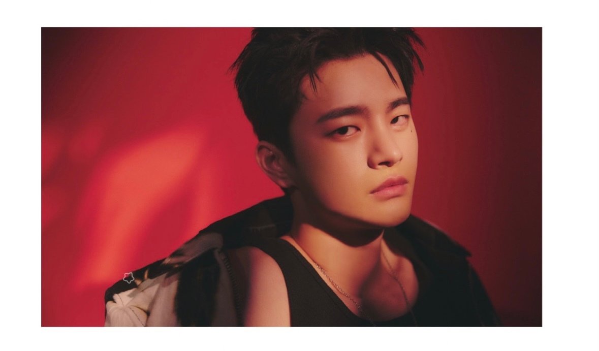youyou1111117's tweet photo. 일본 잡지 #서인국 🫠🫠🫠 https://t.co/krpF2uQc16