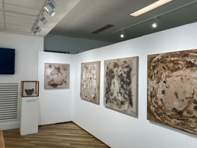 ArtAtBU's tweet photo. New Exhibition at Bournemouth University. 
Art @ Archaeology. Process and Revelation: A Visual Dialogue. 
A collaborative exhibition by Alison Summers and BU Archaeology Field School. 
20th March - 21st April 2023, Atrium Gallery, Talbot Campus. https://t.co/AvX7BfDljo