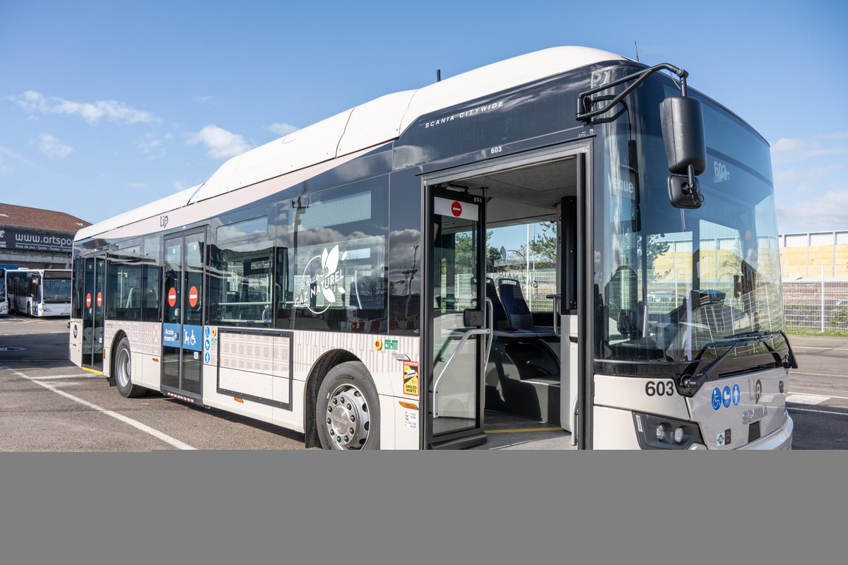 Décarbonation 🚍

<a href="/LeHavreMetro/">Le Havre Seine Métropole</a> fait l'acquisition de 4 autobus motorisés au bioGNV (gaz naturel pour véhicule), financés par l'État à hauteur de 30%, pour engager la transition énergétique et environnementale 🌍

📢 Mise en service sur le réseau <a href="/LIA_LeHavre/">LiA</a> dès fin mars !