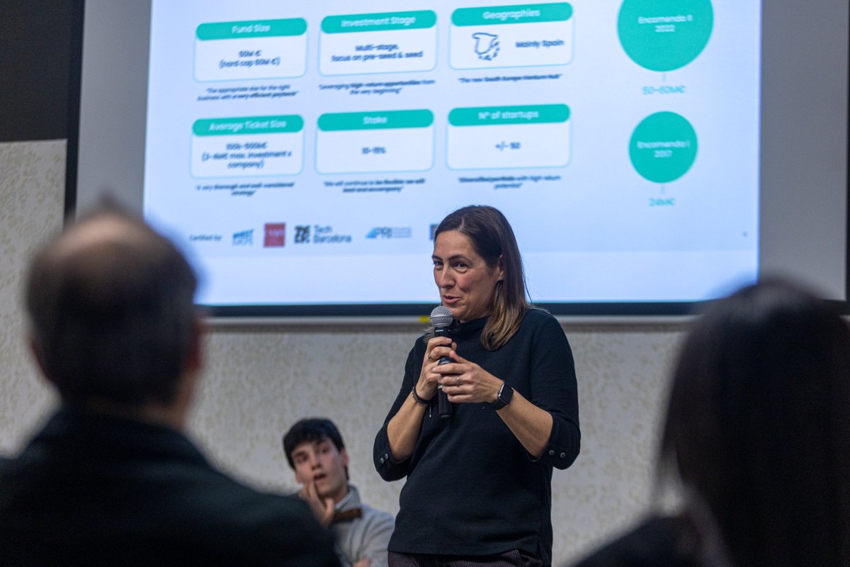 devicat_'s tweet photo. A la trobada #devicat2 també va participar la Mercè Tell d'@EncomendaVC per parlar de finançament i inversió privada sector #videojocs
🗣️ #ReversePitches @merchtg https://t.co/n3Zw6HGQiz
🎯Activitat en col·laboració amb @accio_cat
#TaulaVideojoc
🏬@dissenyhub https://t.co/5Hc1wCywSV