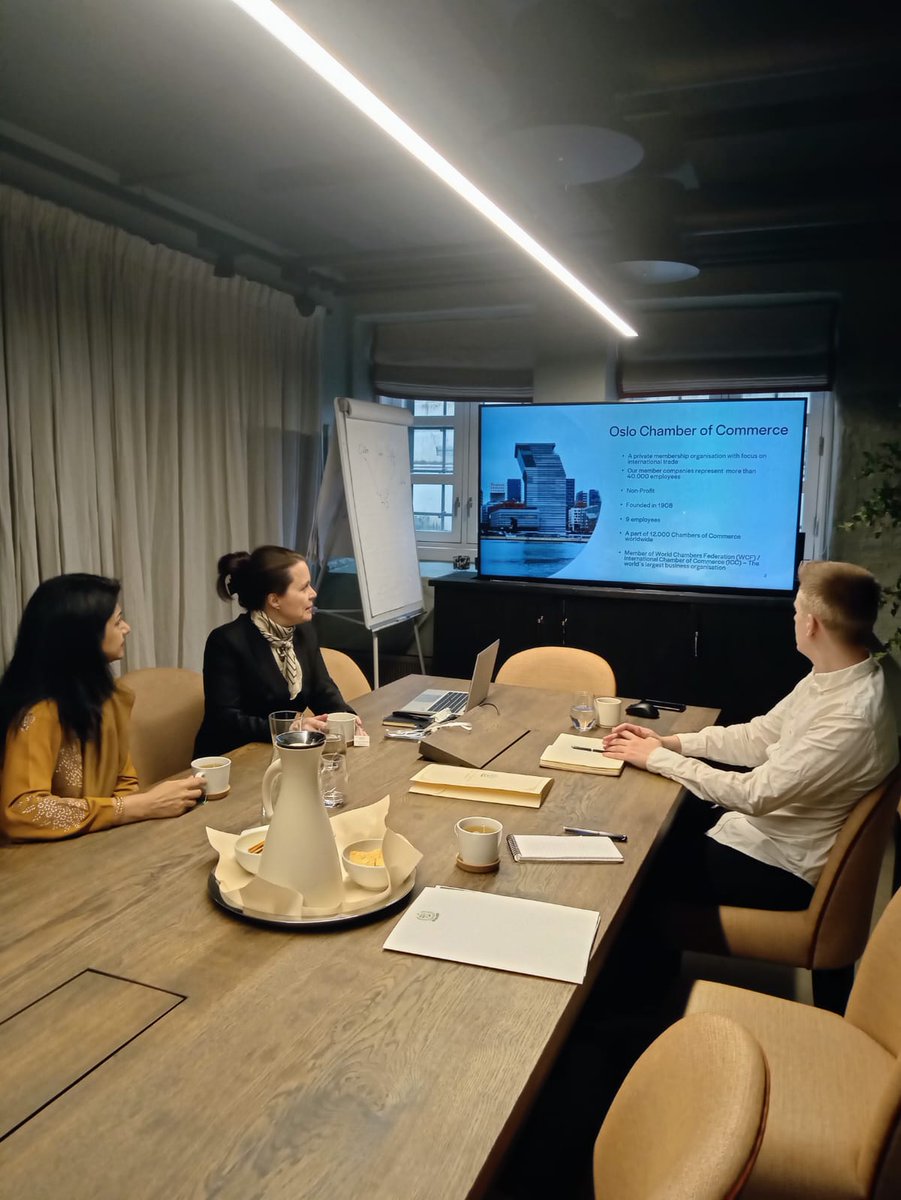 Fruitful meeting held b/w Ambassador Saadia Altaf Qazi and Sissel Skogly, Commercial Director, Oslo Chamber of Commerce today. Prospects of enhanced trade and investment cooperation between🇵🇰 &amp;🇳🇴 were discussed.1/2 <a href="/ForeignOfficePk/">Ministry of Foreign Affairs - Pakistan</a>  <a href="/PkPublicDiplo/">Public Diplomacy Pakistan</a> <a href="/tdap_official/">Trade Development Authority of Pakistan (TDAP)</a> @msaleemakhtar18