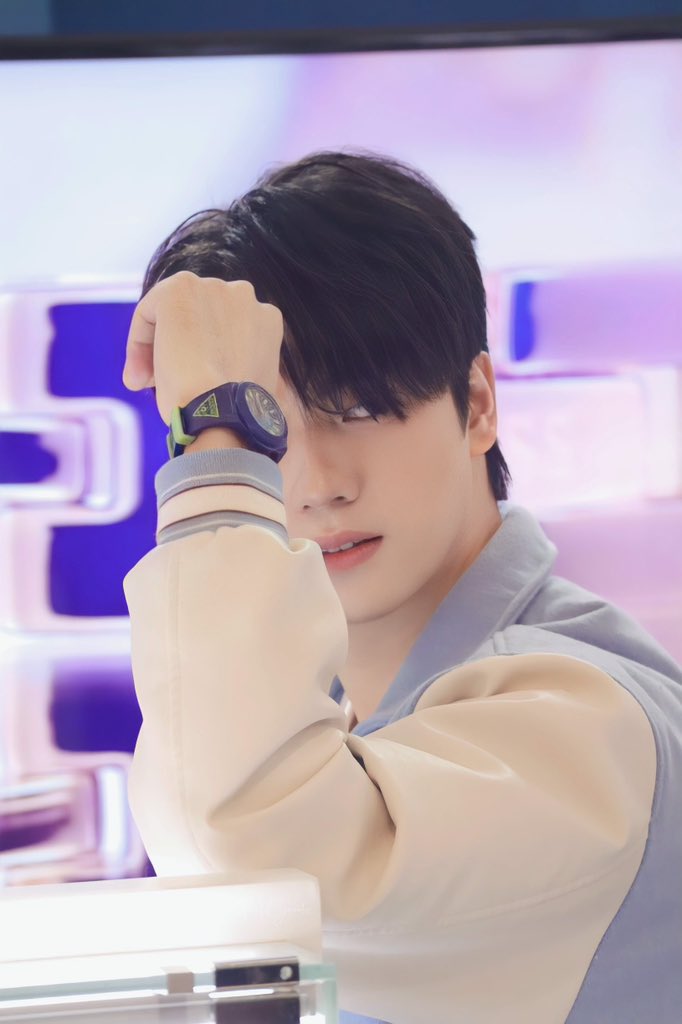 FeelGoodz_'s tweet photo. 22.03.23 | หล่อขนาดนี้ได้ยังไง หัวใจพี่อยากกบฏ 💓
>>> มัมเมีย is loading...  😳😂

#GuessxTEeThanapon 
#TEeThanapon https://t.co/LE4UOnlkZz
