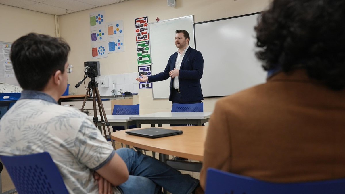 PembsCollege's tweet image. Last week we welcomed @SKurtzCWSP, a Member of the Senedd (MS) and @iwanthomas1, Chief Executive Officer of @PLANED_Pembs to mark the end of the ‘Politics and Activism and Social Wellbeing’ Focus Week.

Samuel led a Q&amp;amp;A session to learners 👏

#PembsCollege #FocusWeek #Politics