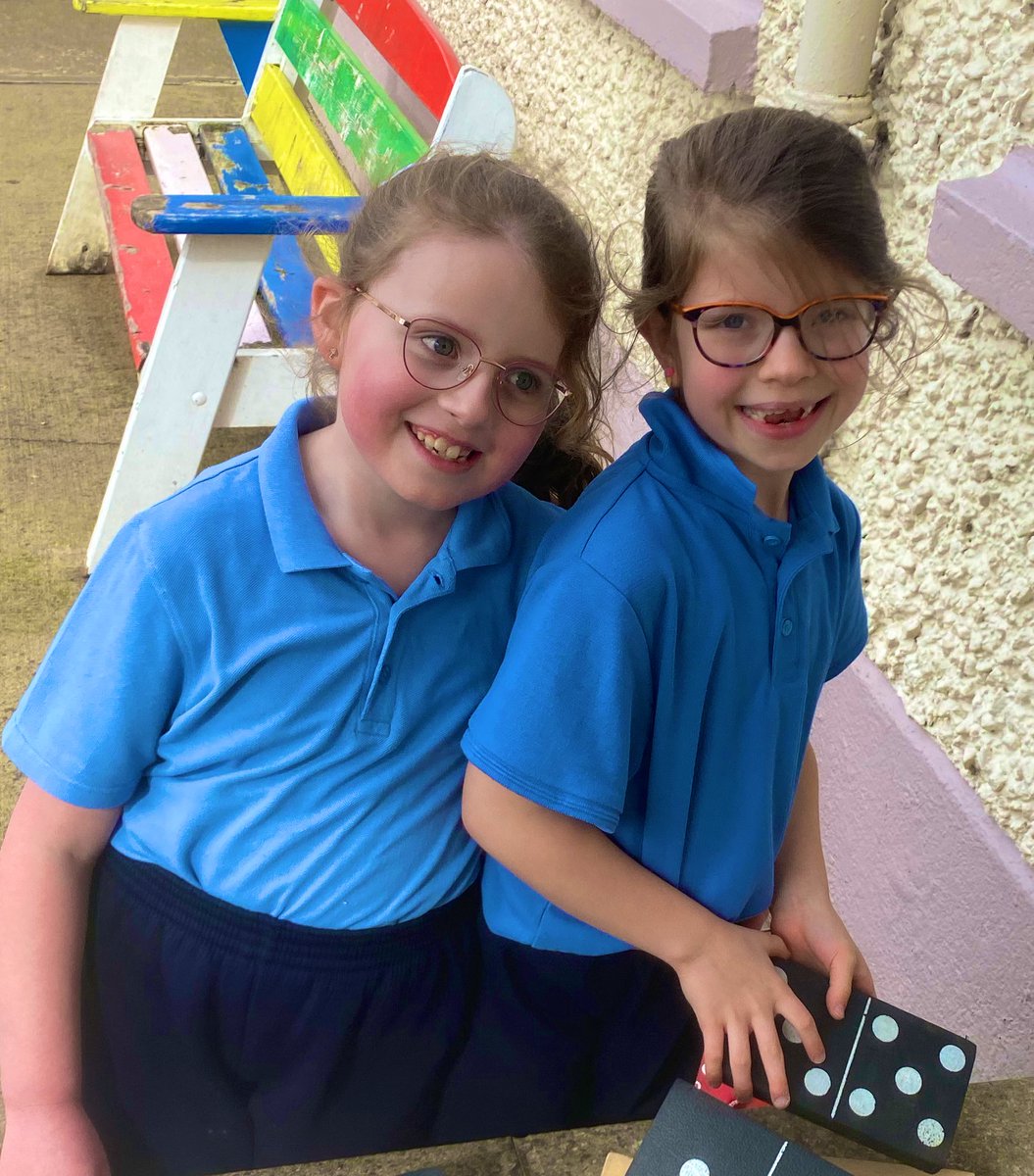 scoilbhrideNS's tweet photo. Our @Irishheart_ie ‘Bizzy booklets’ fit right in here at @scoilbhrideNS We 💚all things active! #wellbeing #learning #improvesconcentration #buildsfriendships #helpingourmindstosmile @MarathonkidsIre @ActiveFlag @HSEschoolsteam @Irishheart_ie @PDST_Hwellbeing https://t.co/nBxuoAFfgX