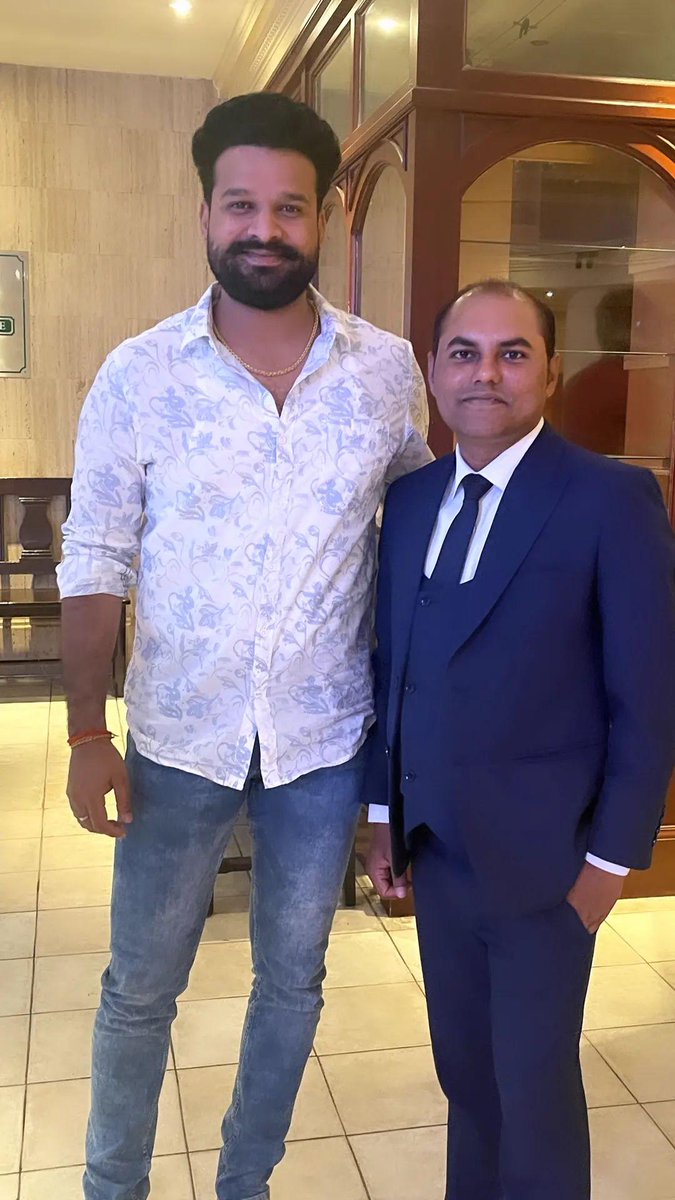 okil_786's tweet photo. #Ritesh_Pandey - Indian Actor/ Singer/ Model
He is not only a super talented artist but also a humble, sweet gentleman.
#riteshpandey #positivepersonality #bhojpuristar #ibfa #yashifilmsofficial #bhojpuri #ibfadubai #2k23 #internationalbhojpurifilmawards https://t.co/QXYBC6Nf8g